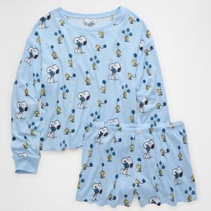 🌷 American Eagle Snoopy Spring Flowers Pj Set 🩵